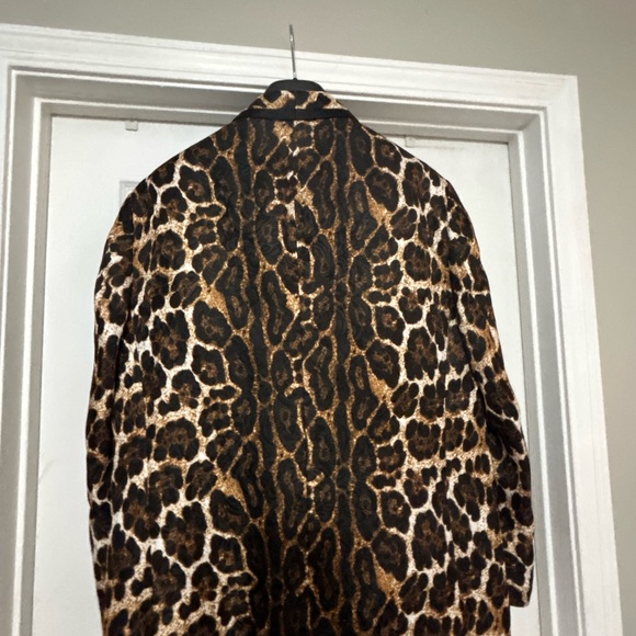 Men Leopard coat size XL - Picture 3 of 7